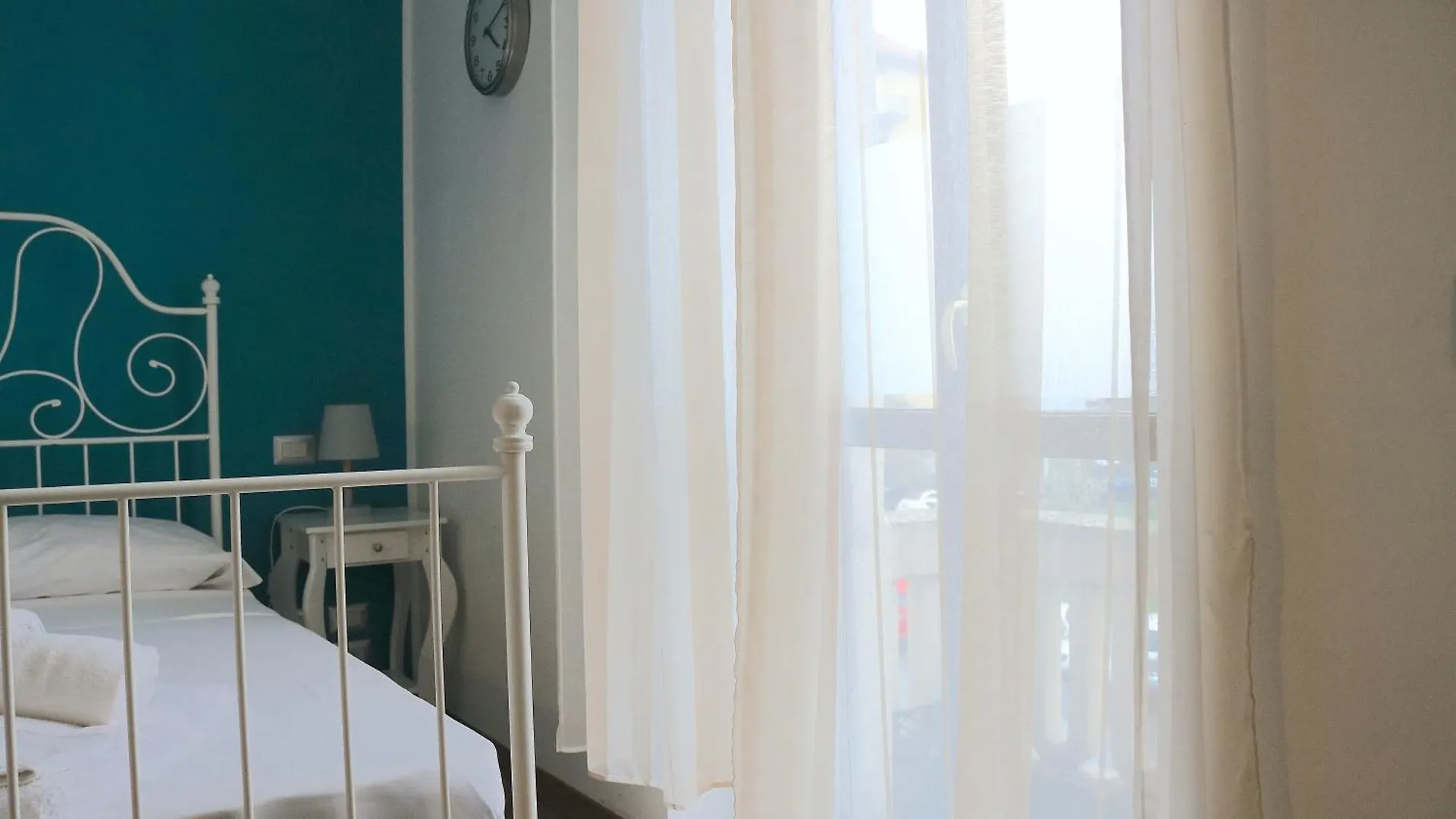 Apartment Lovely Navigli Studio With Balcony - Via Carlo Torre Milan Italy